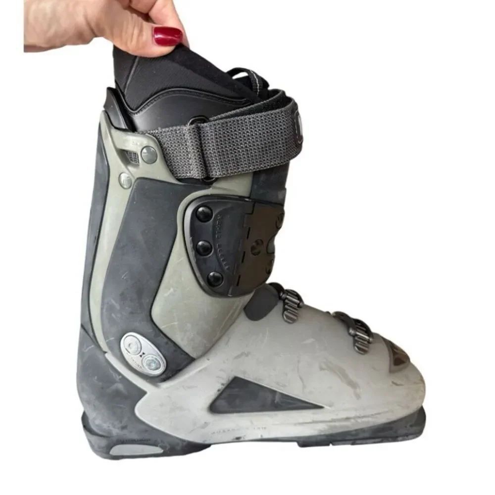 Tecnica Men's Size 11 Rival 9 Ski Boots Black Gray Winter Outdoor Sport
